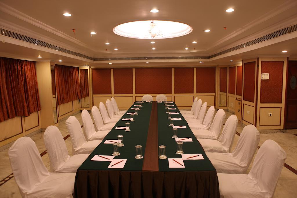 Royal Fort Hotel Visakhapatnam Eksteriør billede
