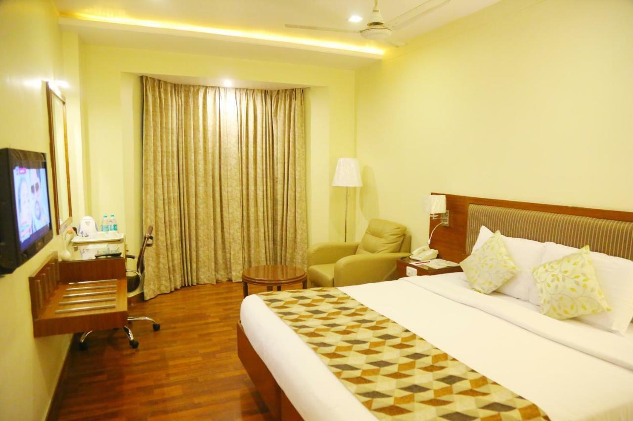 Royal Fort Hotel Visakhapatnam Eksteriør billede