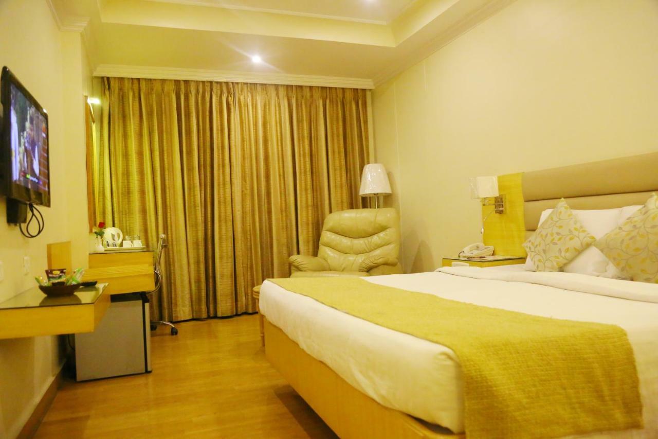 Royal Fort Hotel Visakhapatnam Eksteriør billede