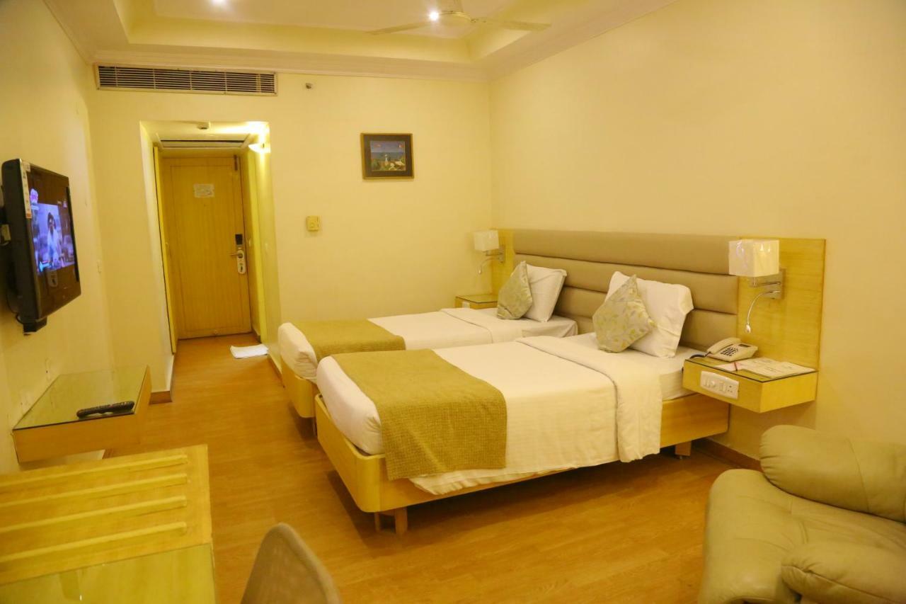 Royal Fort Hotel Visakhapatnam Eksteriør billede