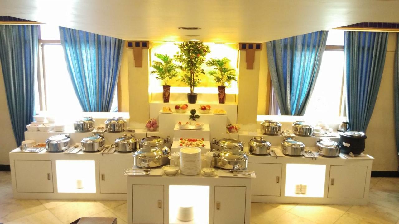 Royal Fort Hotel Visakhapatnam Eksteriør billede